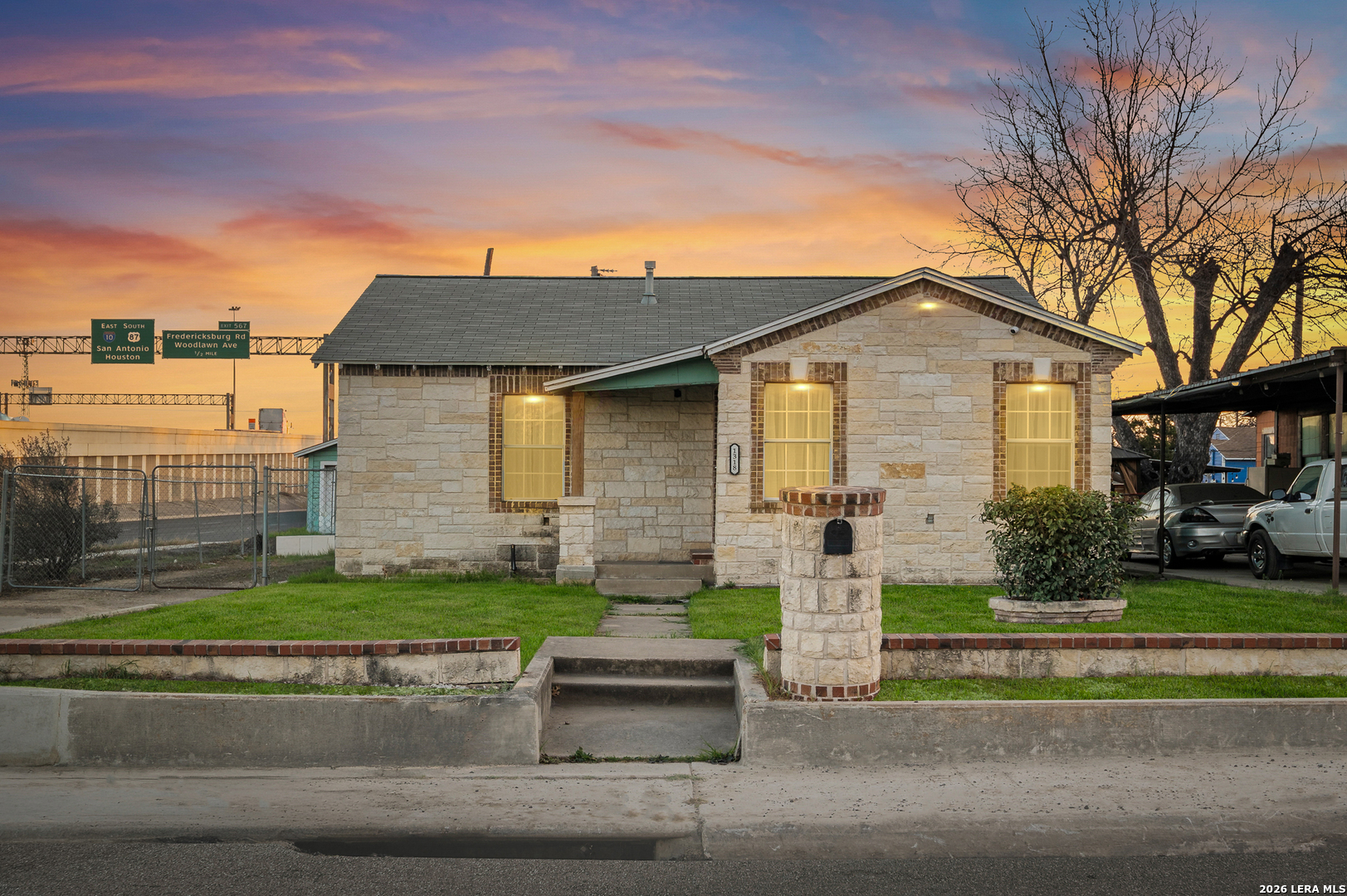 1318 San Francisco San Antonio TX 78201