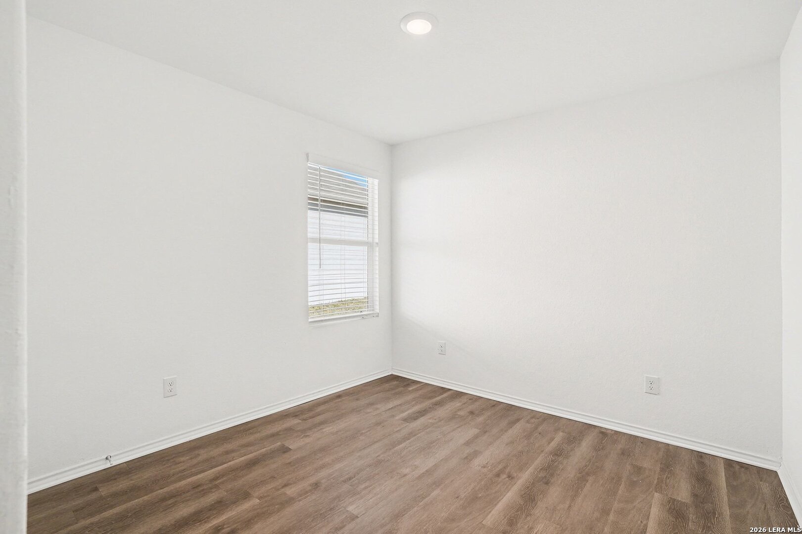 5439 Elm Valley San Antonio TX 78242