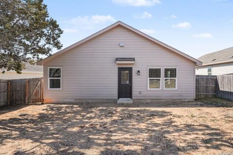 5439 Elm Valley San Antonio TX 78242