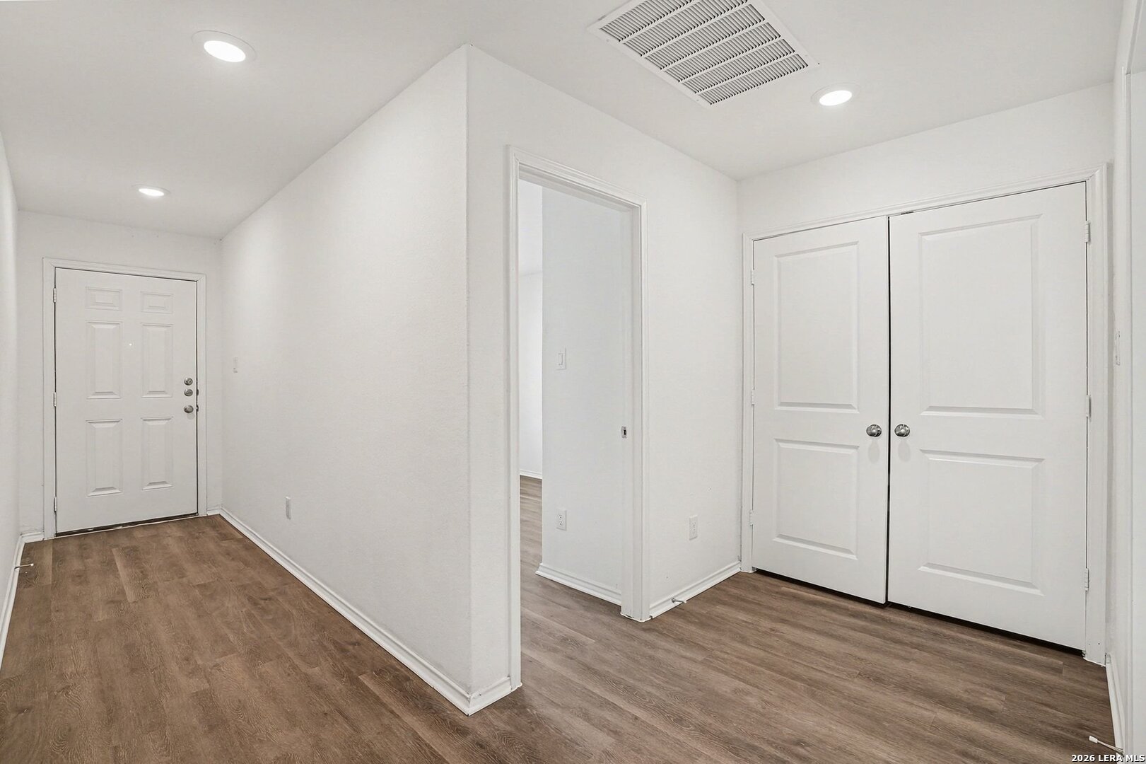 5439 Elm Valley San Antonio TX 78242