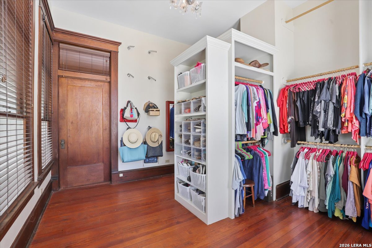 504 S Main Street Lockhart TX 78644