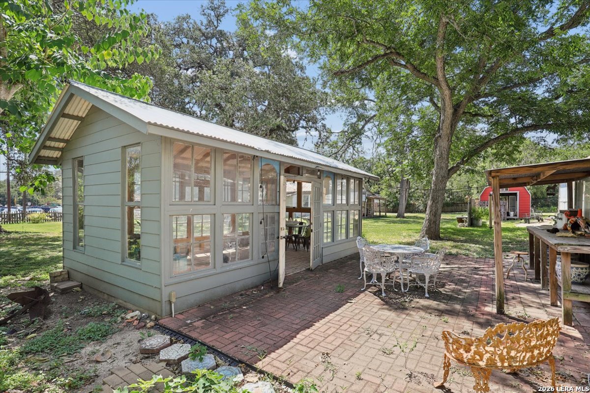 504 S Main Street Lockhart TX 78644