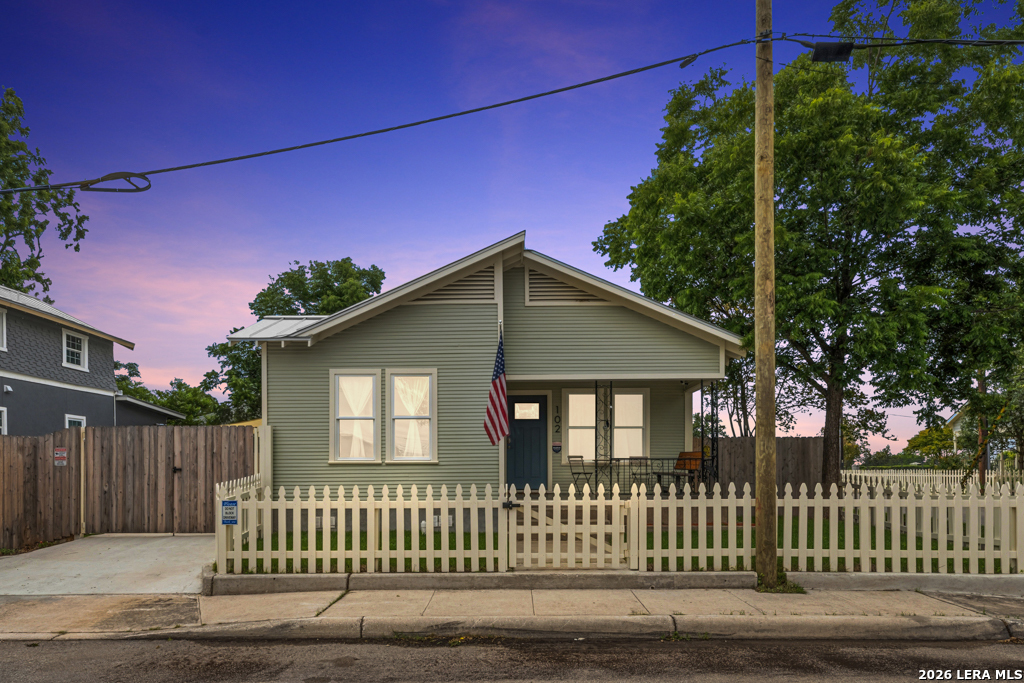 102 Canton San Antonio TX 78202