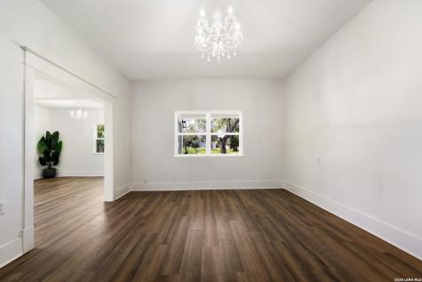 536 Commerce Street Pleasanton TX 78064