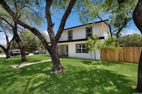 536 Commerce Street Pleasanton TX 78064