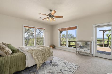 140 Kuntz Run Bulverde TX 78163