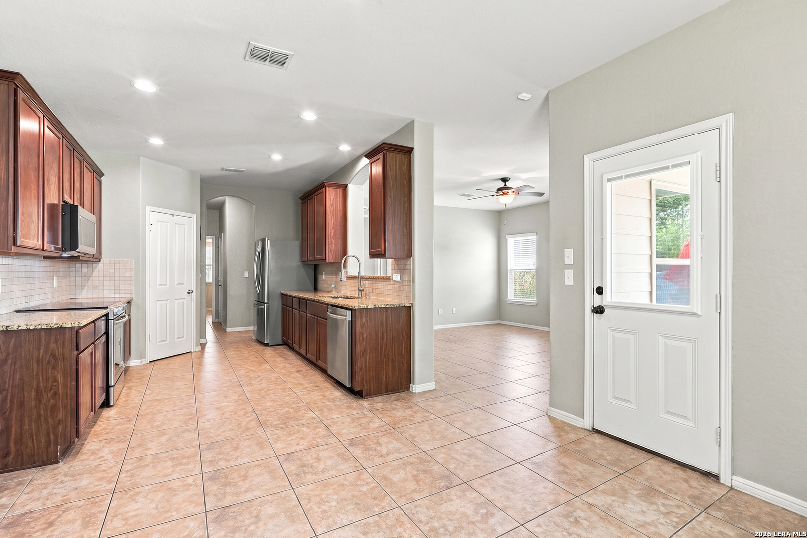 10903 Fox Glove Field Helotes TX 78023