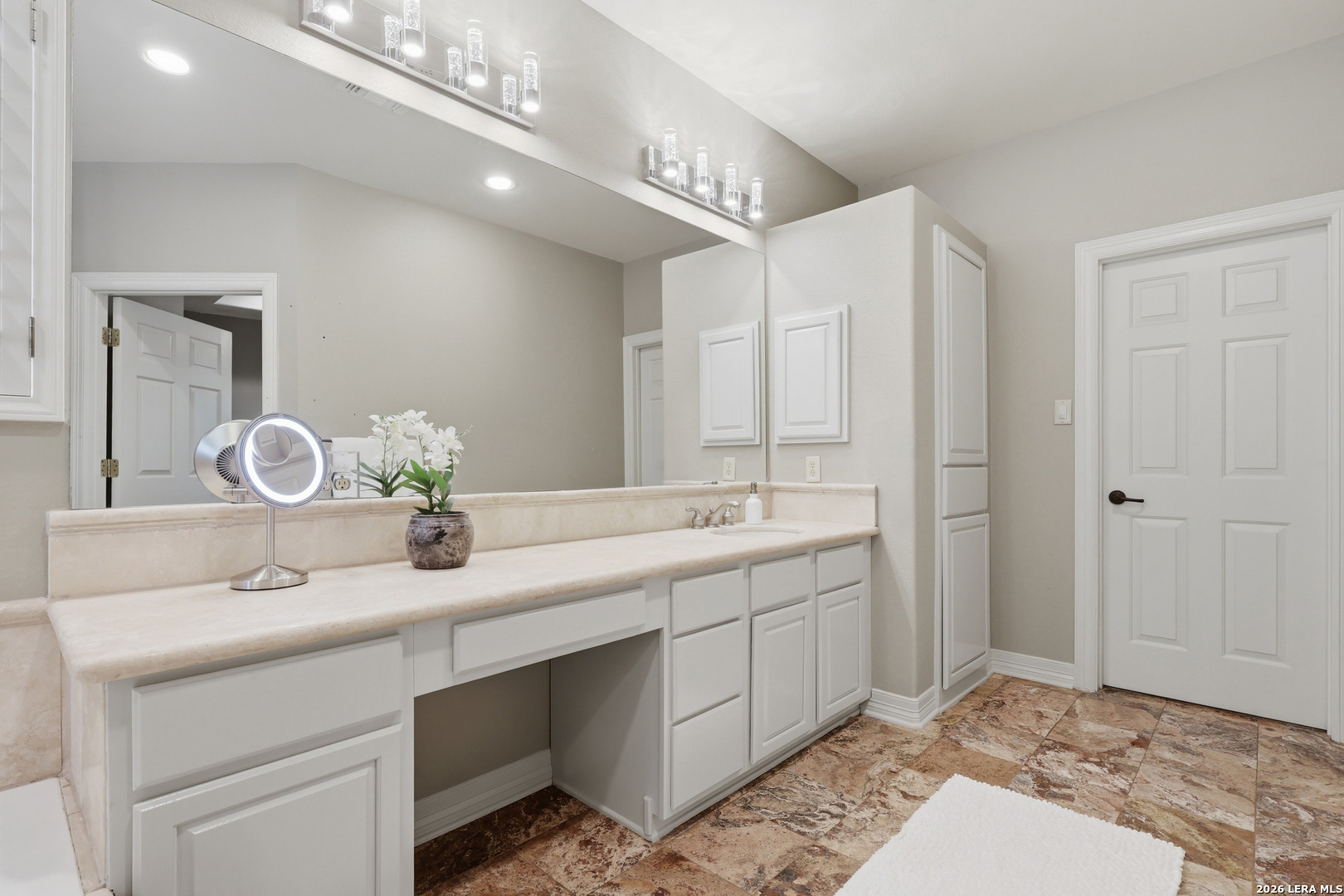 602 Bluffestates San Antonio TX 78216