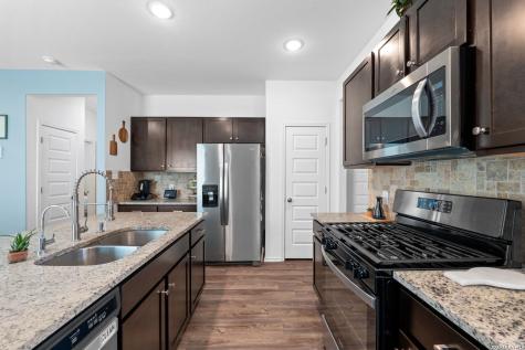 9858 Chevalier Forest San Antonio TX 78221