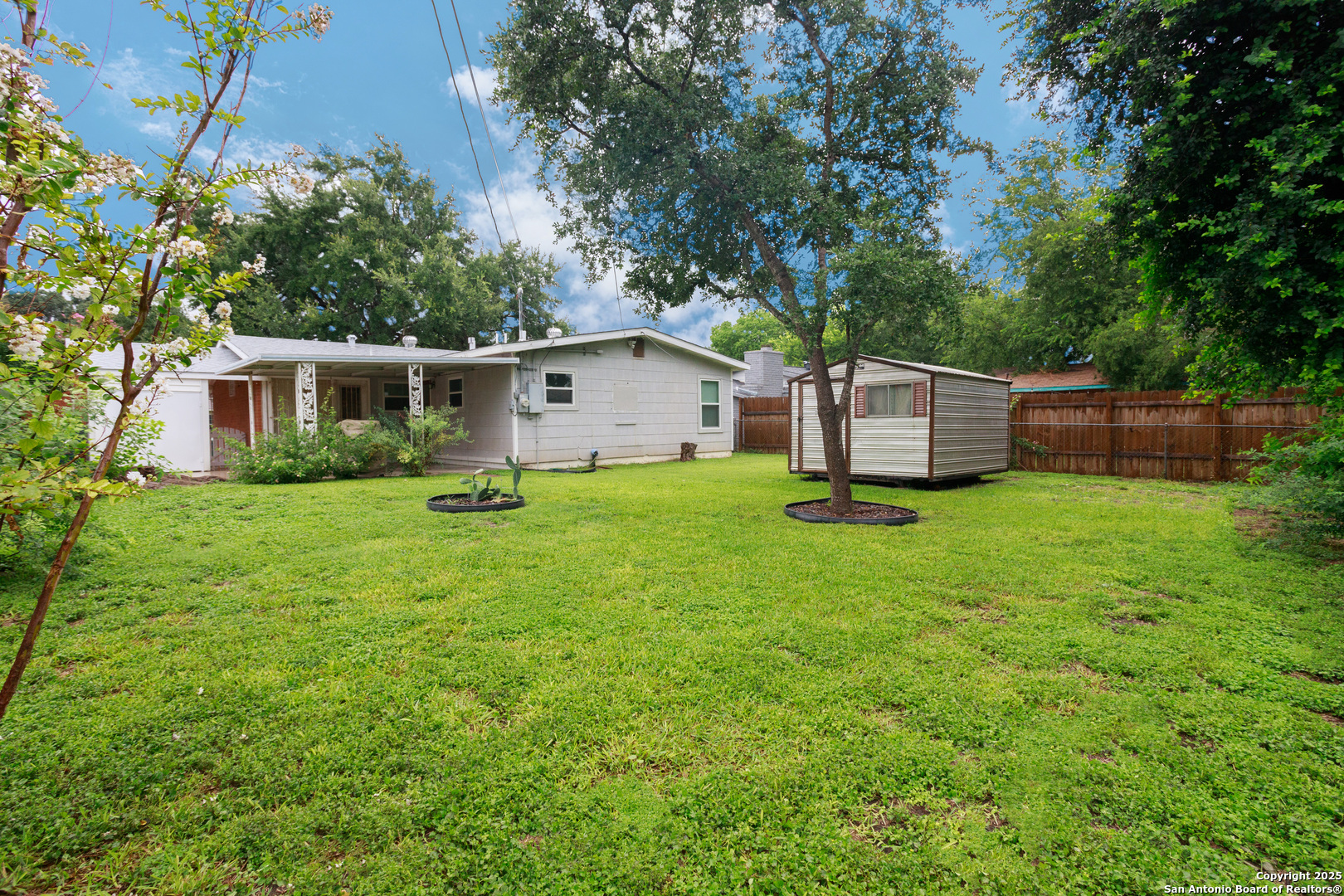 230 Ravenhill San Antonio TX 78214