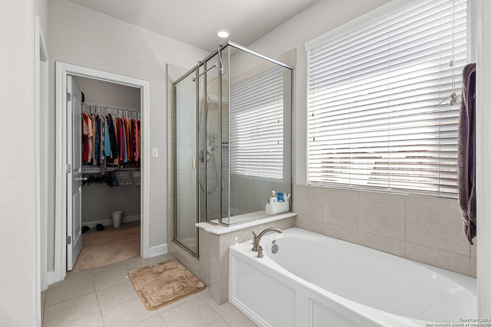 5117 Arrow Ridge Marion TX 78124