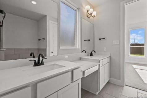 308 Hulda Trail New Braunfels TX 78130