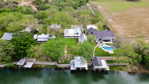 3362 N State Highway 46 Seguin TX 78155