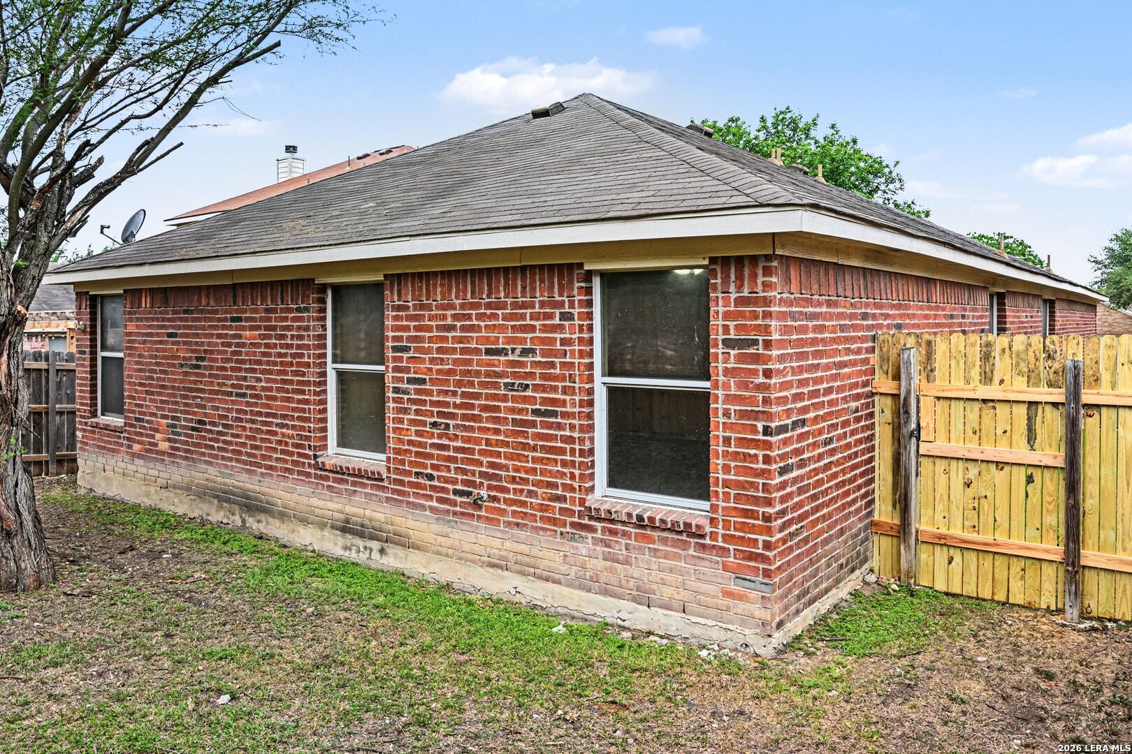 6530 Ithaca Falls San Antonio TX 78239