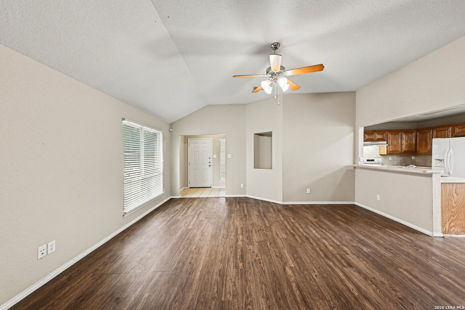 6530 Ithaca Falls San Antonio TX 78239
