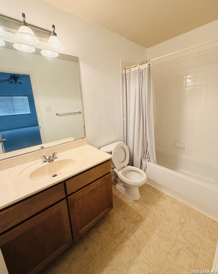 1155 Pinnacle Falls San Antonio TX 78260
