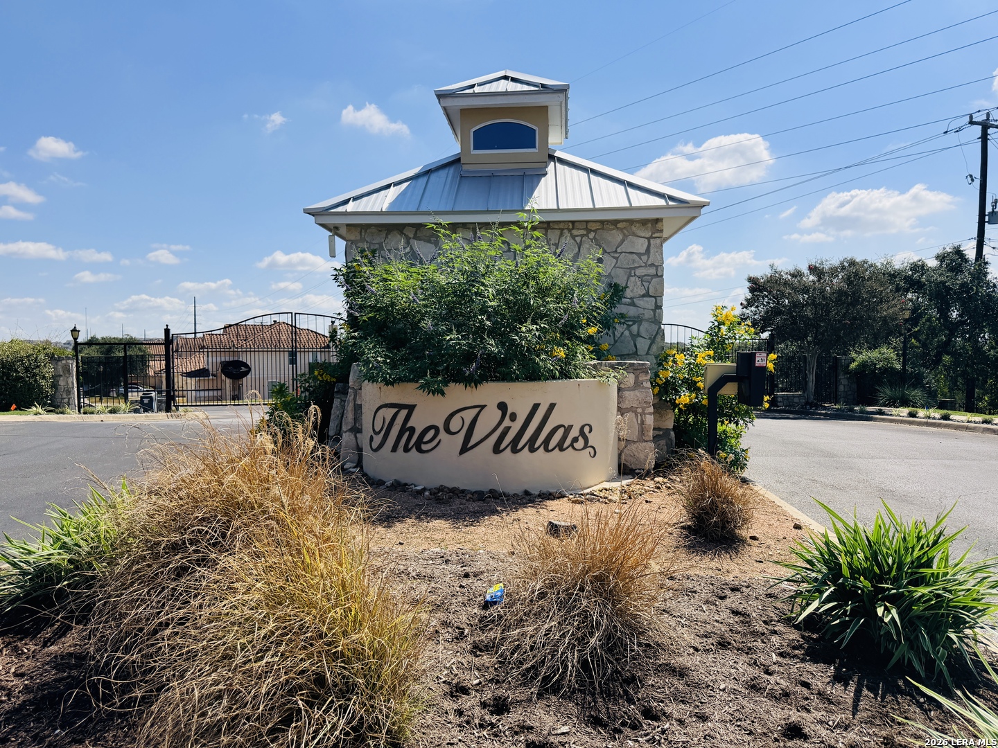 1155 Pinnacle Falls San Antonio TX 78260