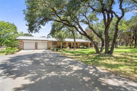 491 Lone Oak Road New Braunfels TX 78132