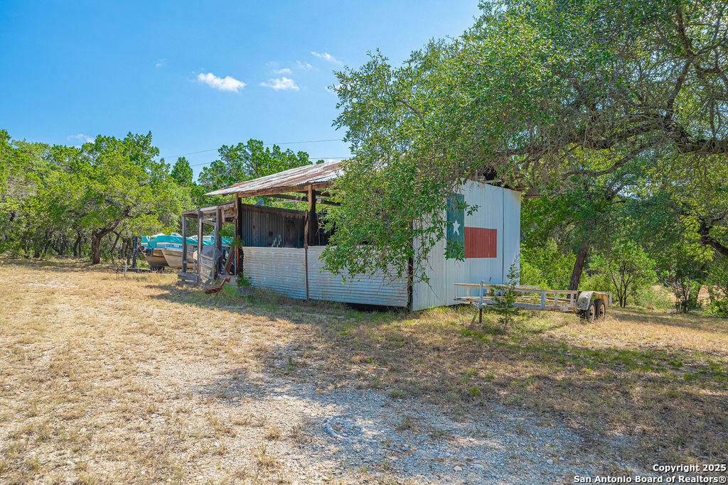 371 Lake Country Lakehills TX 78063