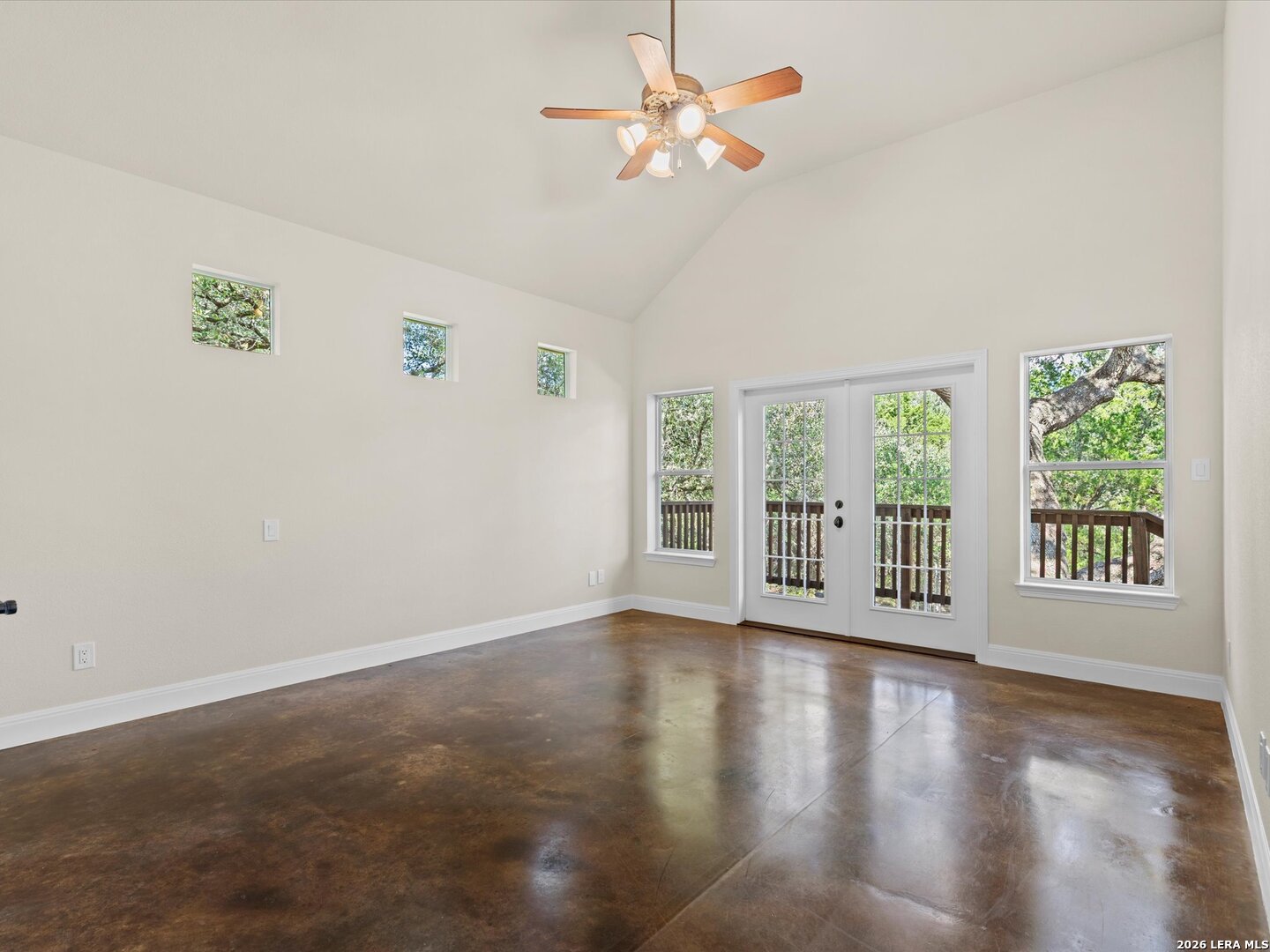 423 Elmwood New Braunfels TX 78130