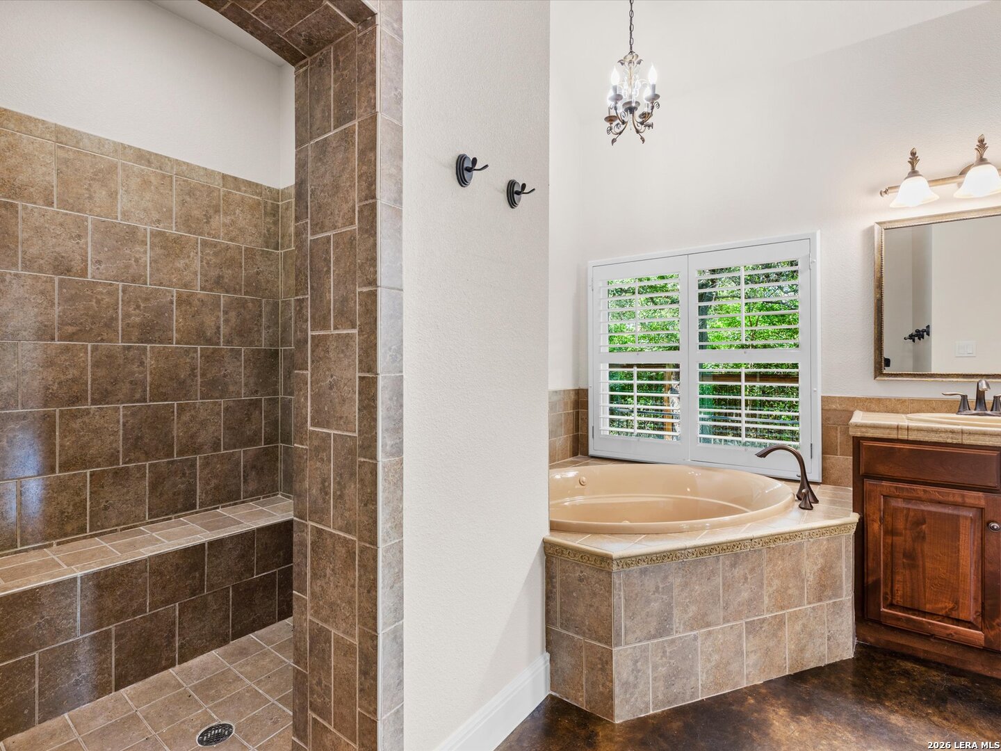 423 Elmwood New Braunfels TX 78130