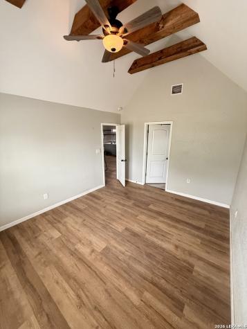1213 County Road 1670 Moore TX 78057