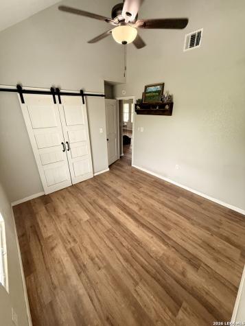1213 County Road 1670 Moore TX 78057