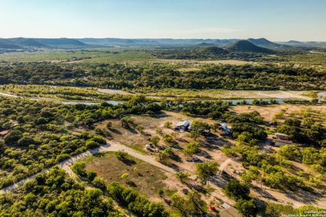 4991 Cr 416 #55 N Uvalde TX 78833