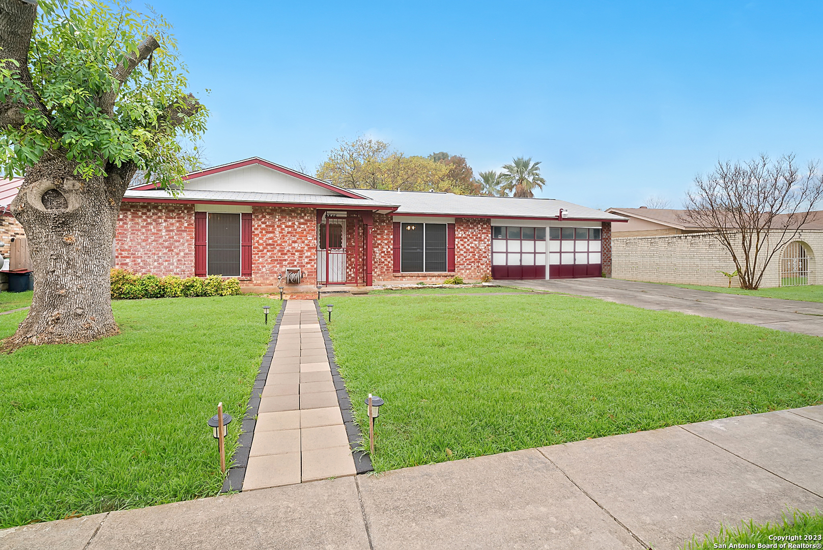 8346 Shoal Creek Drive San Antonio TX 78251