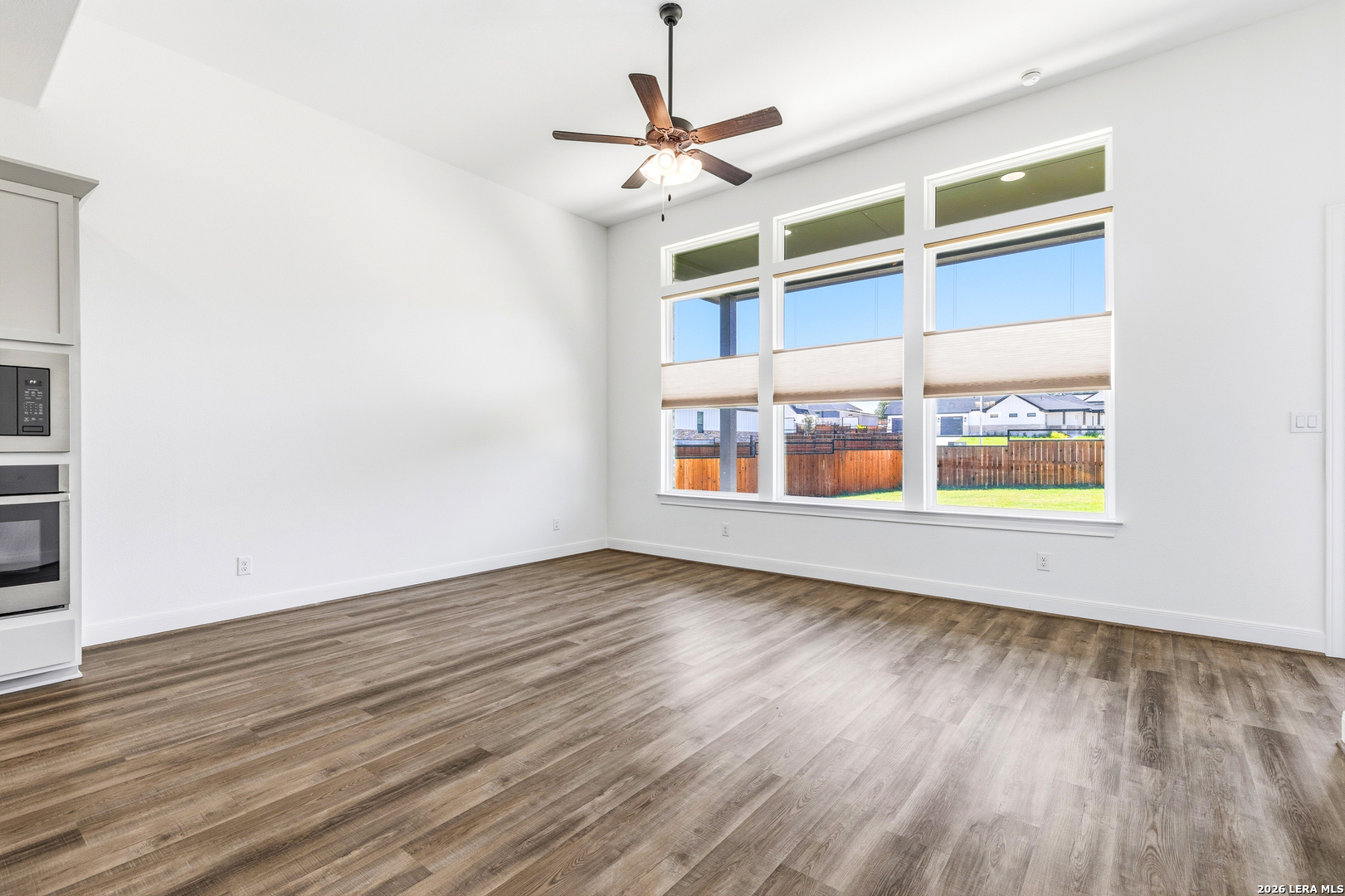 145 W Magnolia Circle La Vernia TX 78121