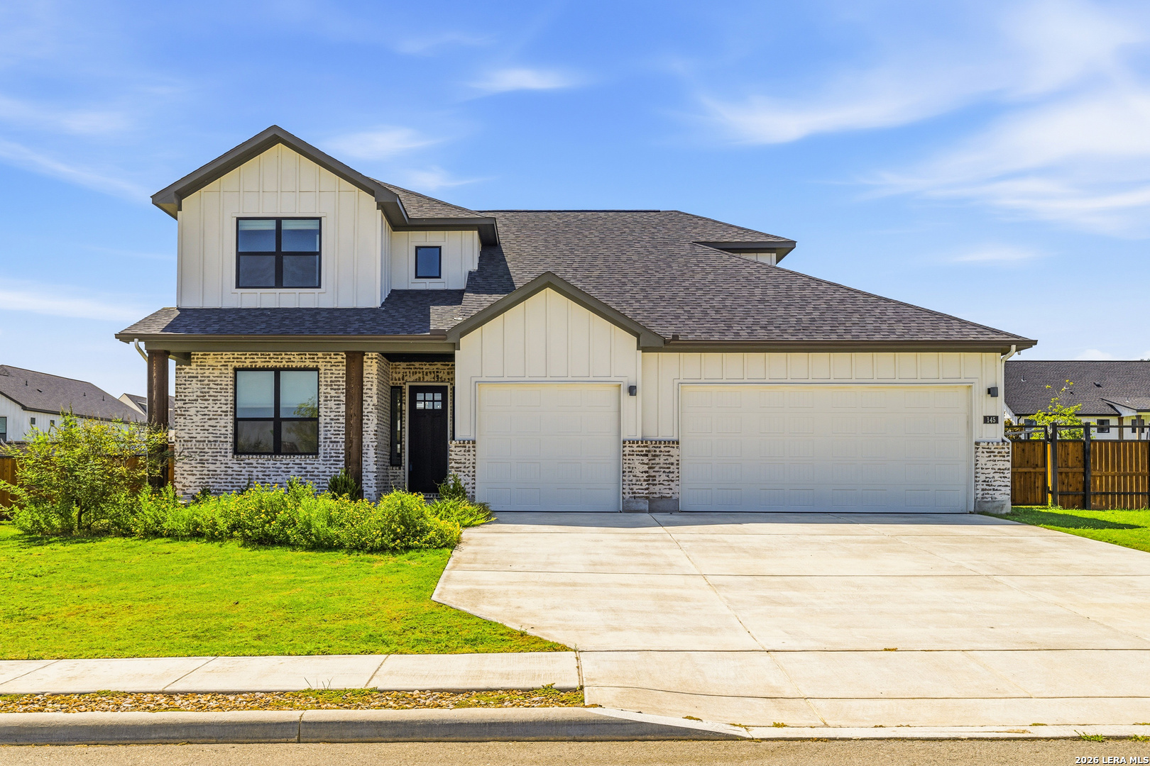 145 W Magnolia Circle La Vernia TX 78121