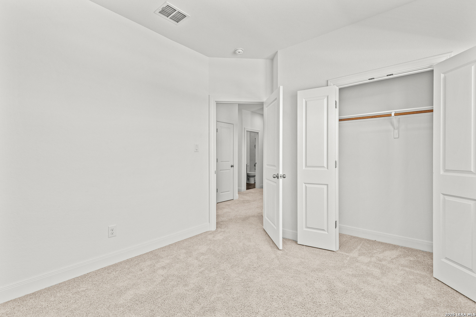145 W Magnolia Circle La Vernia TX 78121
