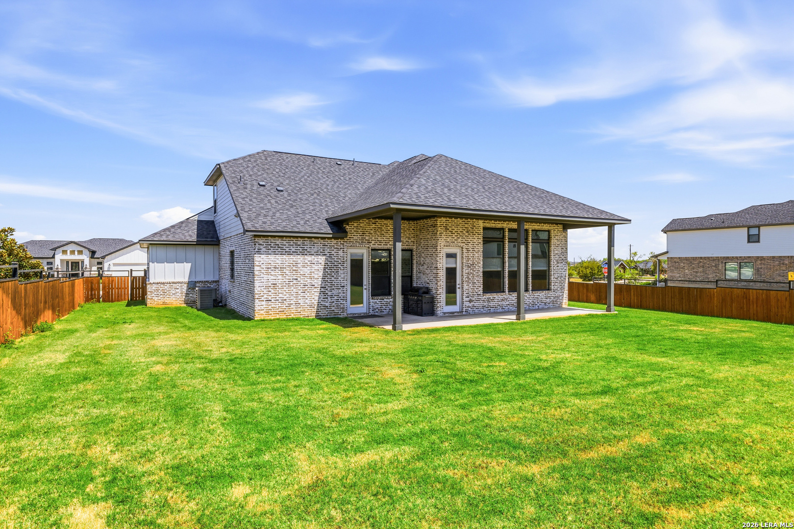 145 W Magnolia Circle La Vernia TX 78121