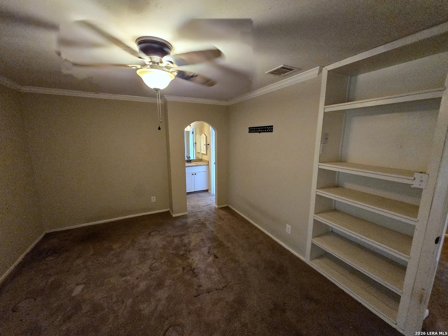 5751 Wood Oak San Antonio TX 78233