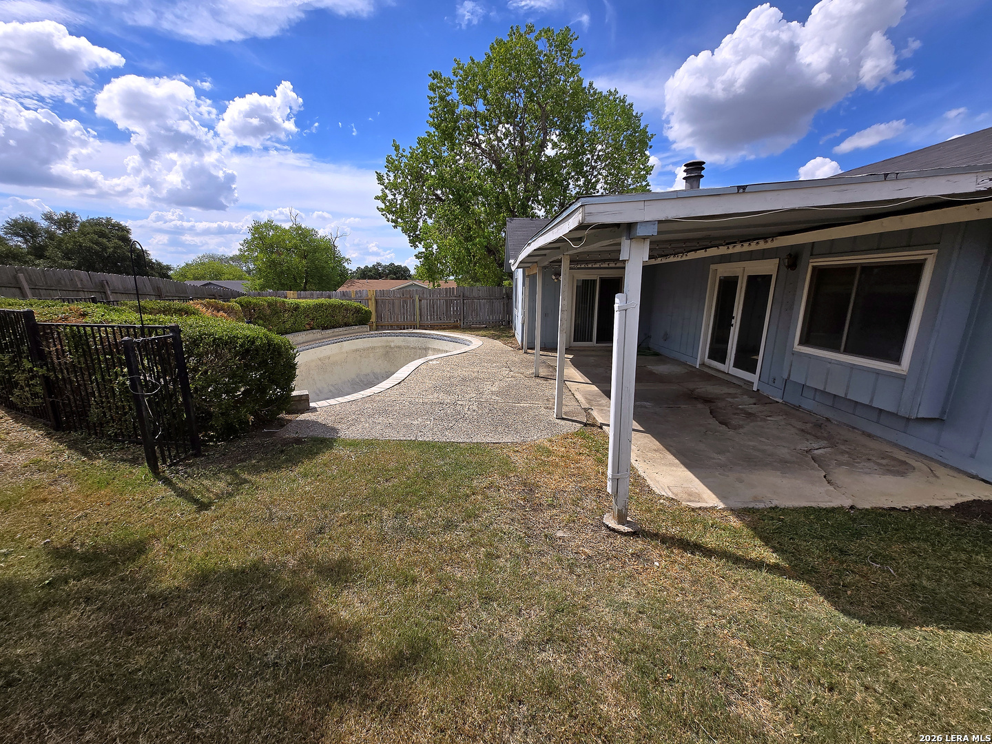 5751 Wood Oak San Antonio TX 78233