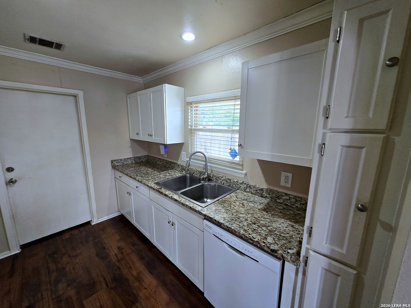 5751 Wood Oak San Antonio TX 78233