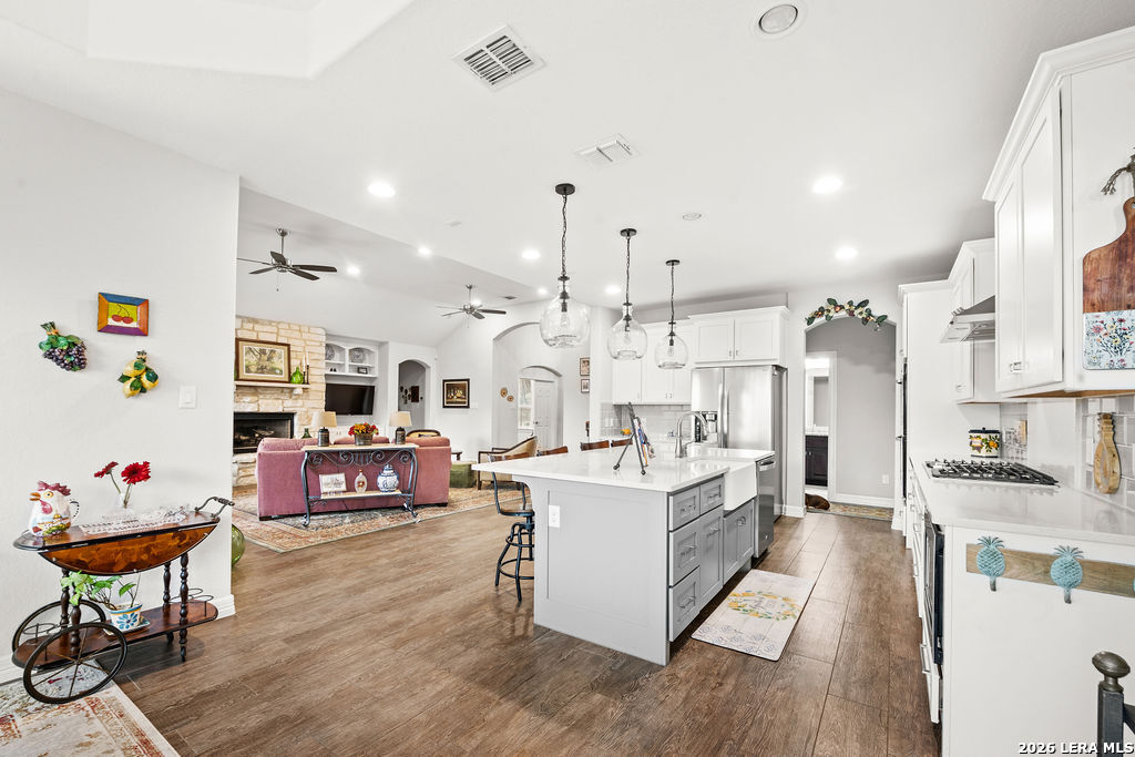 1434 Village Top Canyon Lake TX 78133