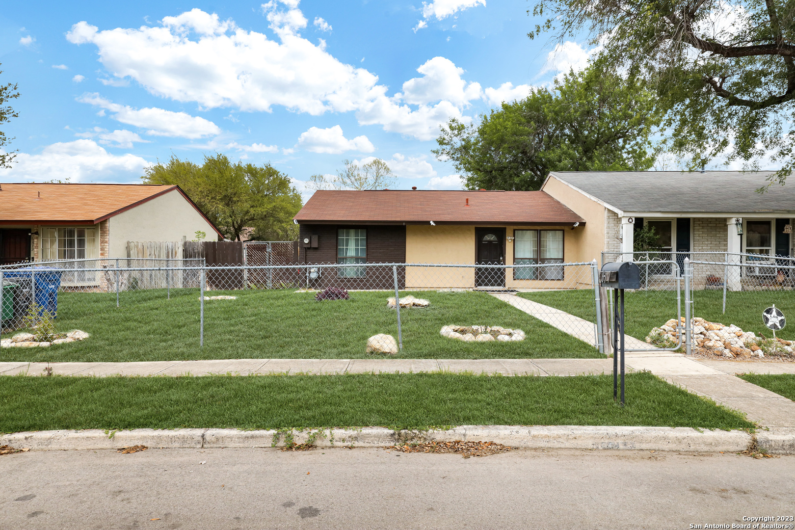 6517 Spring Lark Street San Antonio TX 78249