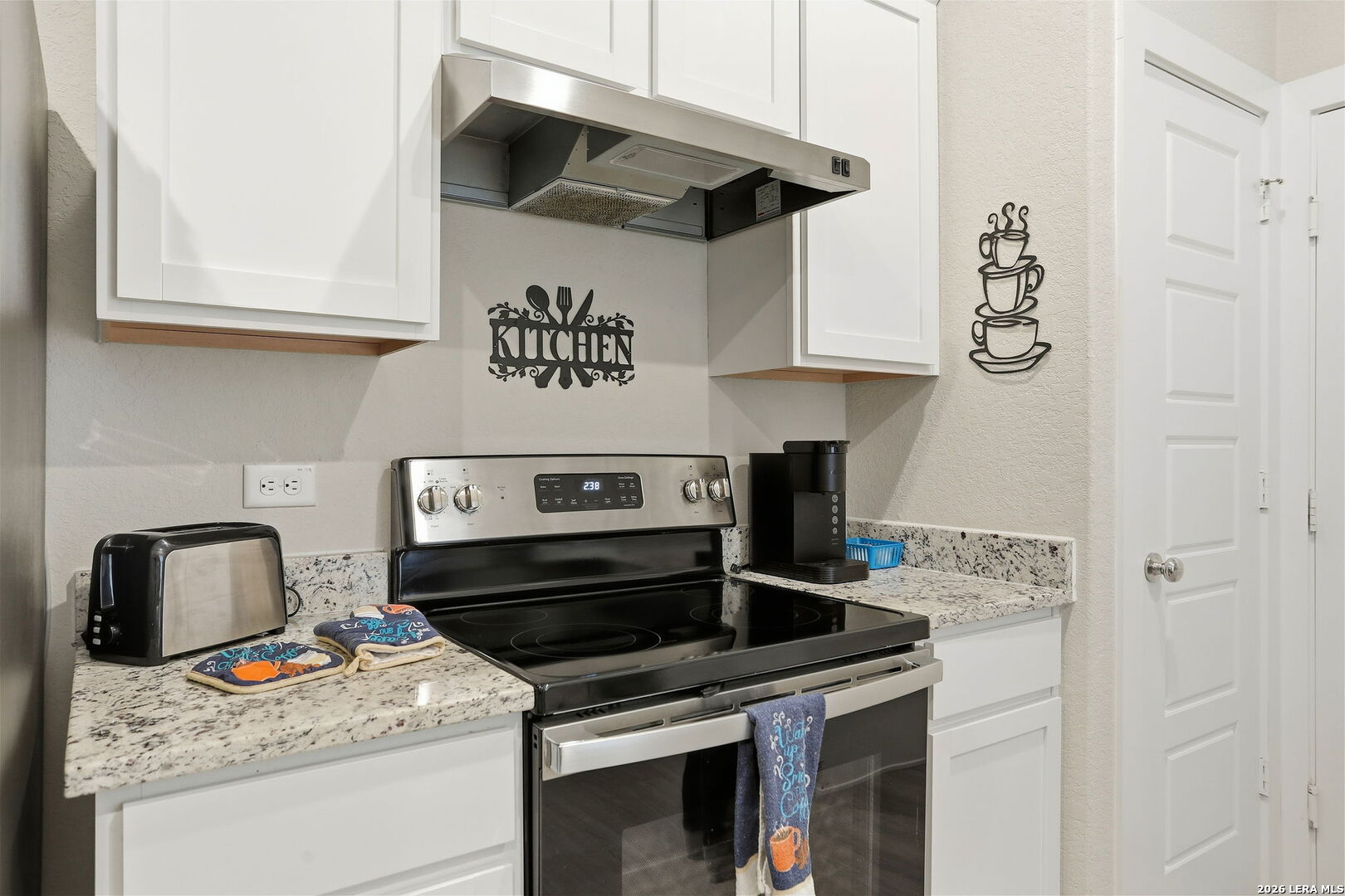 7003 Emerald Valley San Antonio TX 78242