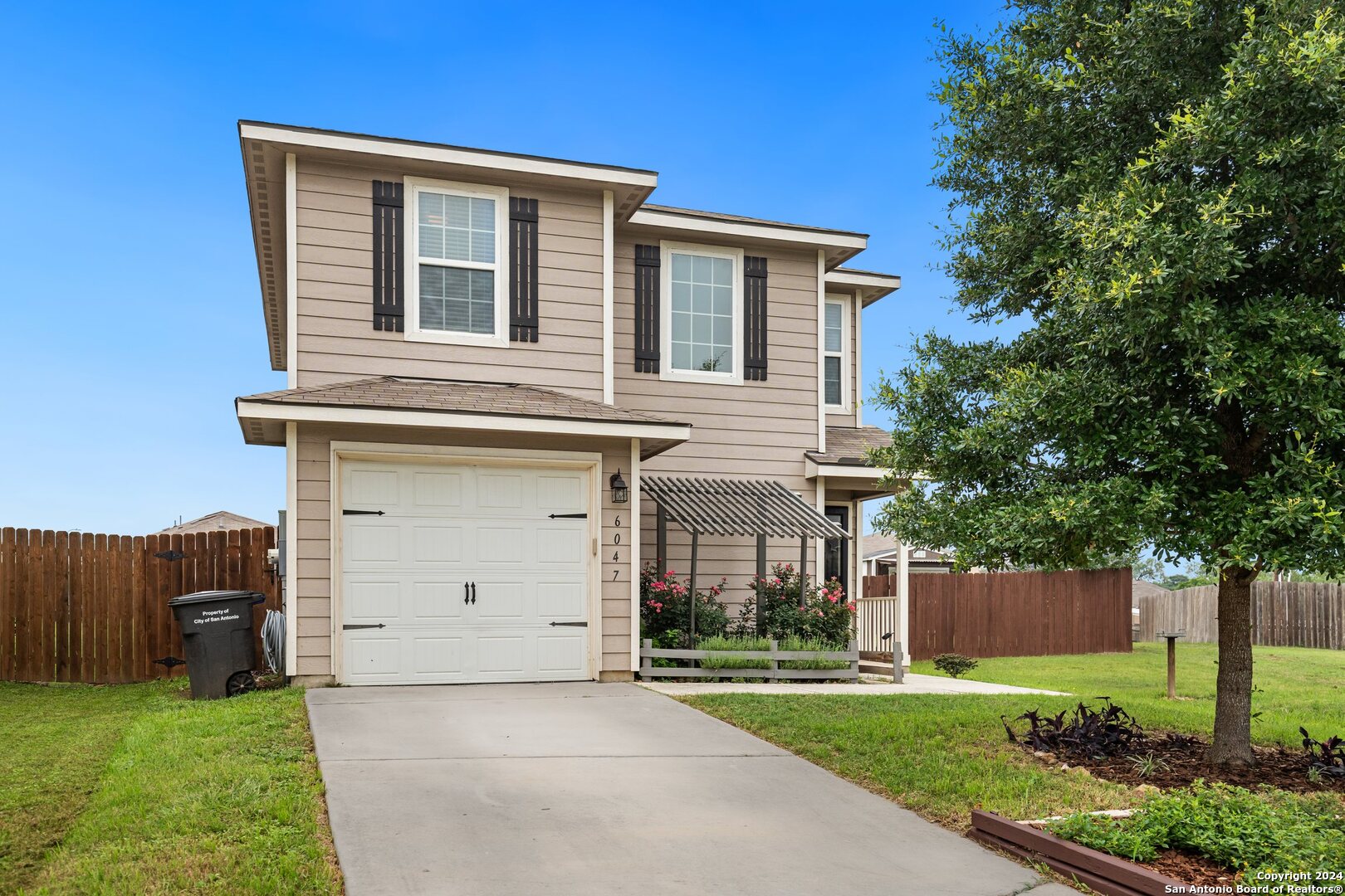 6047 Southern Vista San Antonio TX 78222