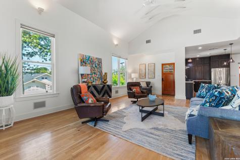 201 Chichester Place Alamo Heights TX 78209