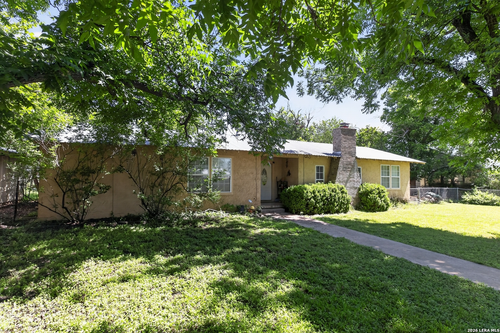 210 W Redbud Street Junction TX 76849