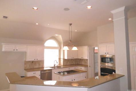 14 Grogans Mill Drive San Antonio TX 78248