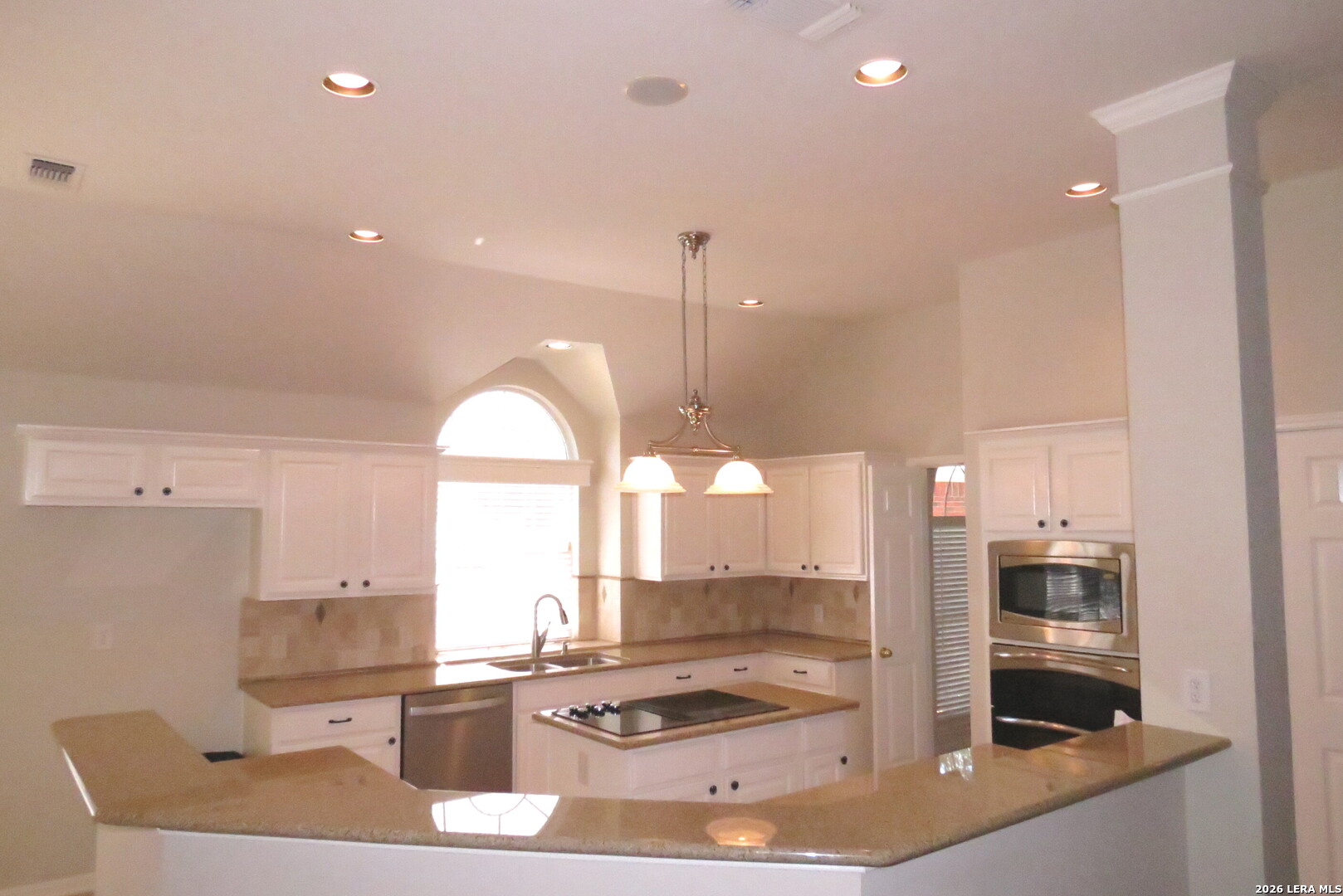 14 Grogans Mill Drive San Antonio TX 78248