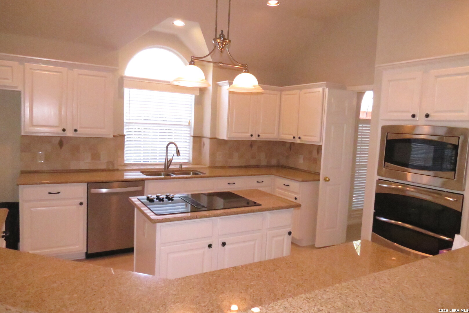 14 Grogans Mill Drive San Antonio TX 78248