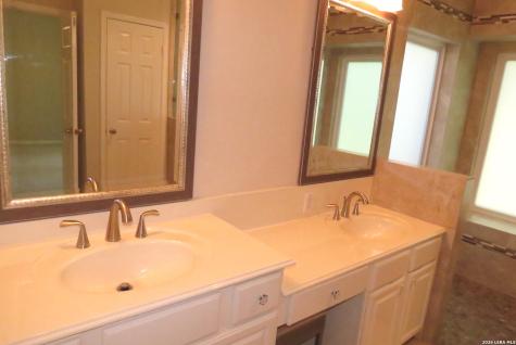 14 Grogans Mill Drive San Antonio TX 78248