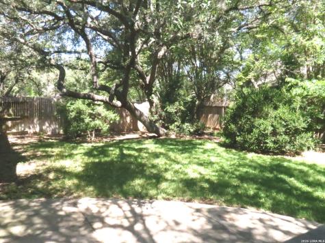 14 Grogans Mill Drive San Antonio TX 78248