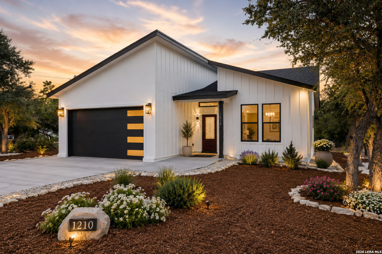 1210 Fernwood Road Fischer TX 78623