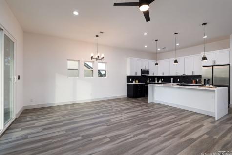 1210 Fernwood Road Fischer TX 78623