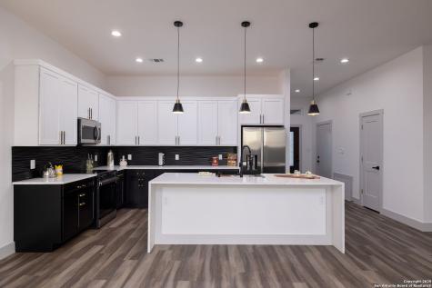 1210 Fernwood Road Fischer TX 78623